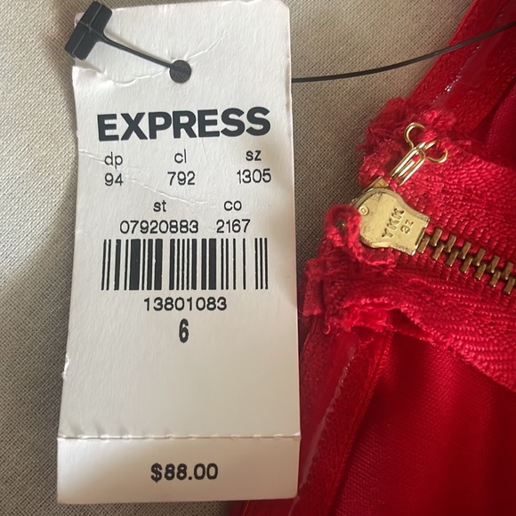 Brand New jumpsuit - Picture 10 of 10